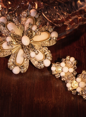 包邮镀真金中古饰品复刻925银针耳钉耳夹胸针书册款