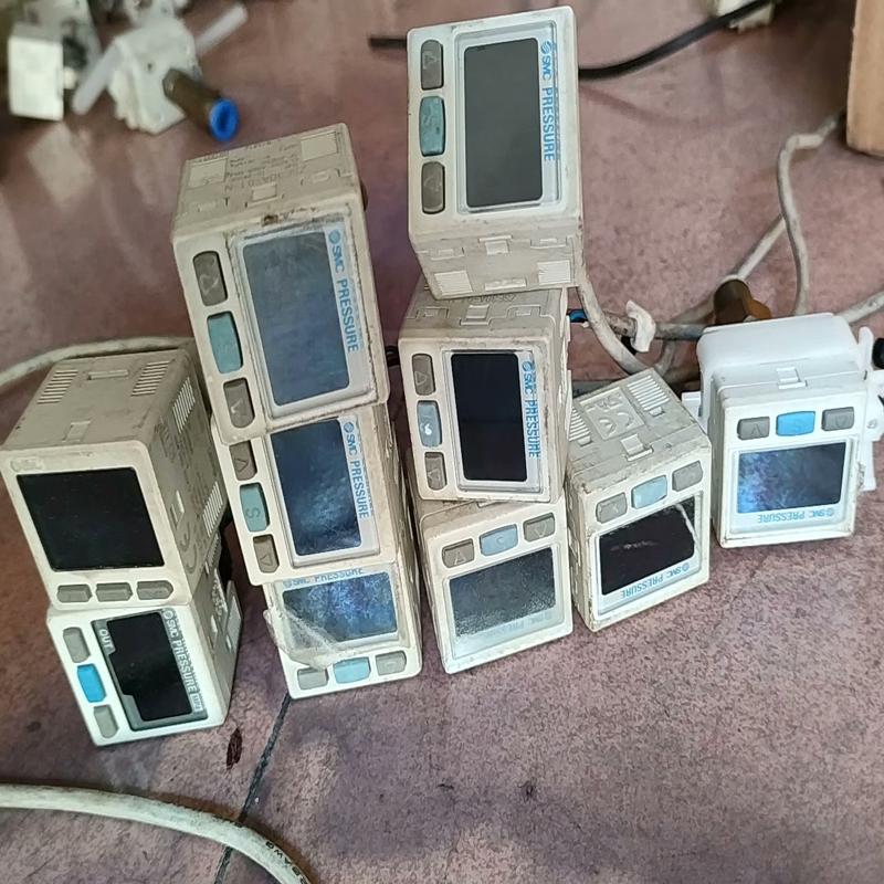 打包价SMCSMC压力表ZSE30A-01-N 备件/咨询