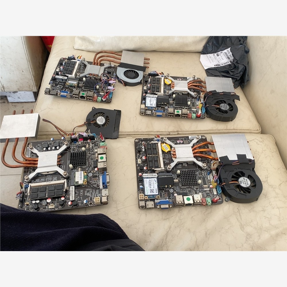 HM55MHKS主板加cpu+一根4g内存，+散热风扇一共 备件/咨询