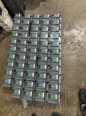 施耐德ATV310变频器22KW 实物拍摄 成色9成新 功 备件/咨询