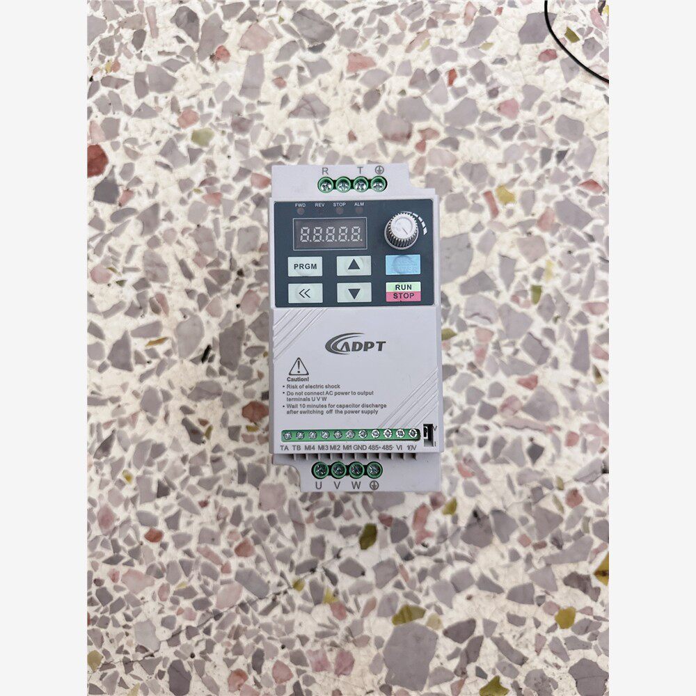金田1.5KW  220V变频器SK-100  SK0015 维修/咨询