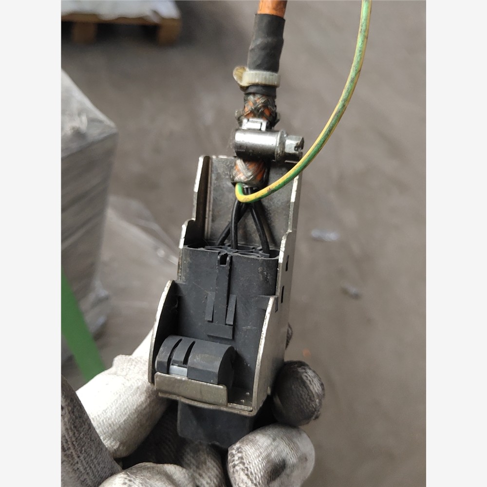 西门子s120驱动器动力电缆插头，一次性的，需焊接使用 备件/咨询