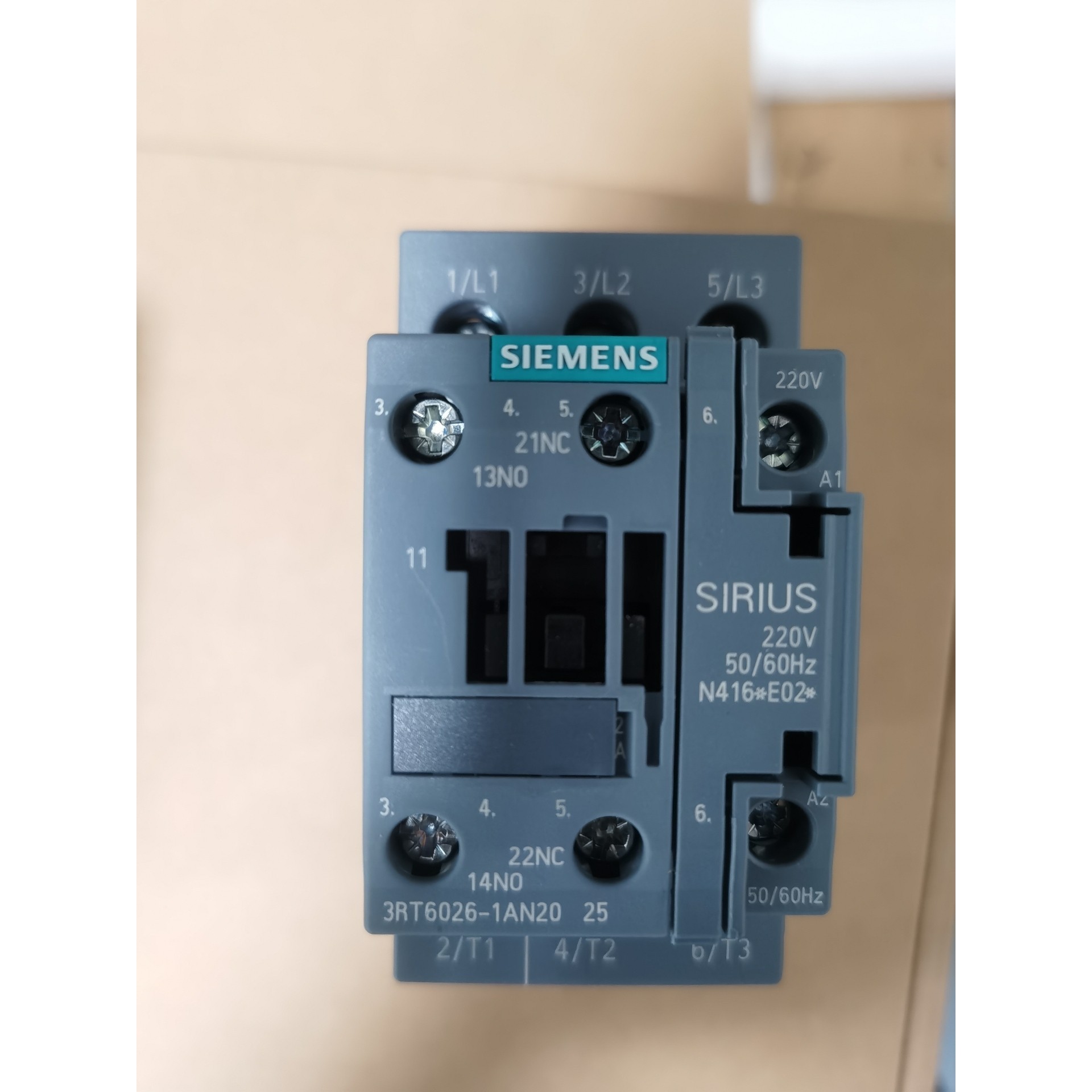 接触器 3RT6026-1AN20   25A 备件/咨询