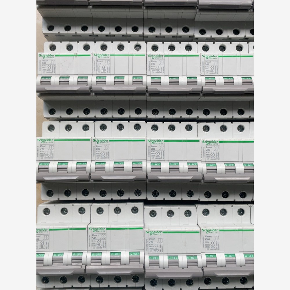 施耐德微型断路器3P空开 mart系列 正品拆机 成色看图 备件/咨询