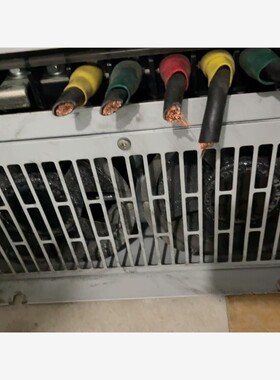 普传PI7800 055G3T，55KW，重载型。拆机如图。 备件/咨询