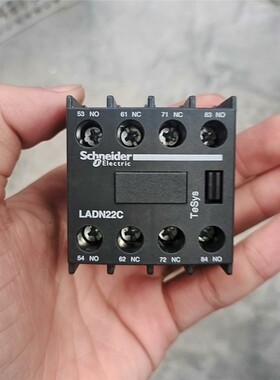 施耐德LADN22C辅助触点模块。全新带包装接触器附件辅 备件/咨询