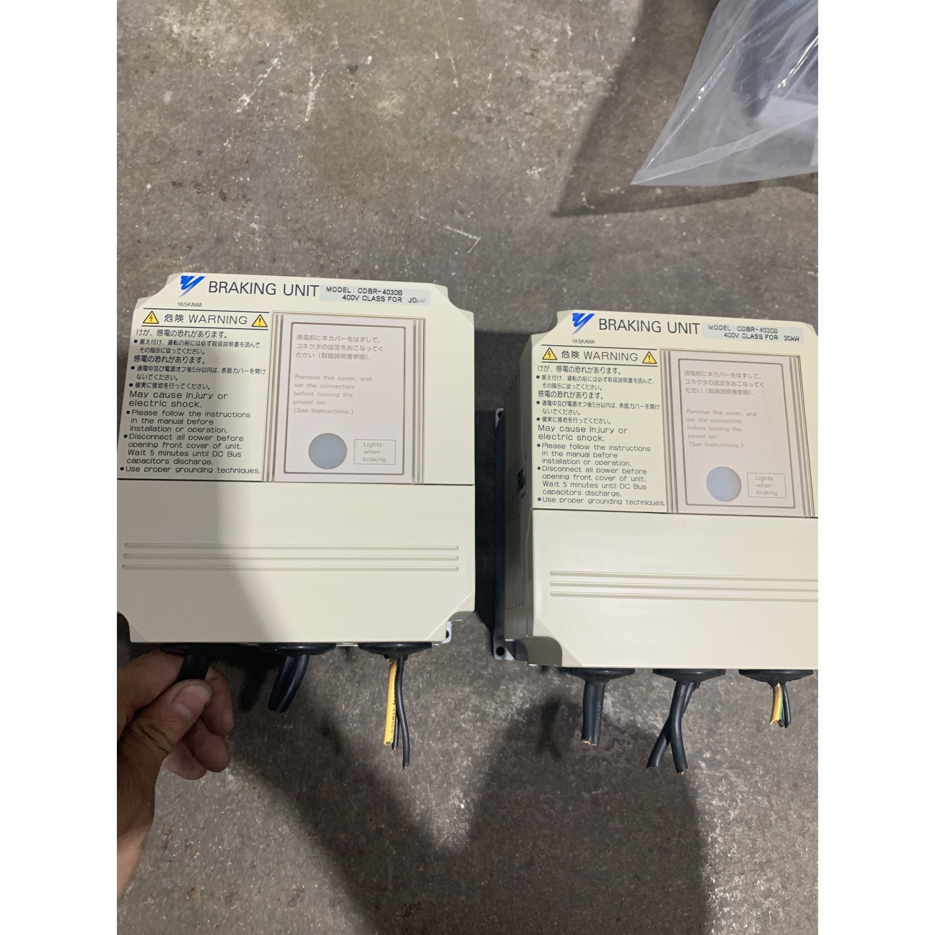 安川制动单元30KW CDBR4030B 实物拍摄 功能完 备件/咨询