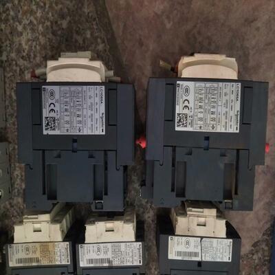 施耐德交流接触器 LC1D80  LC1D65A 备件/咨询