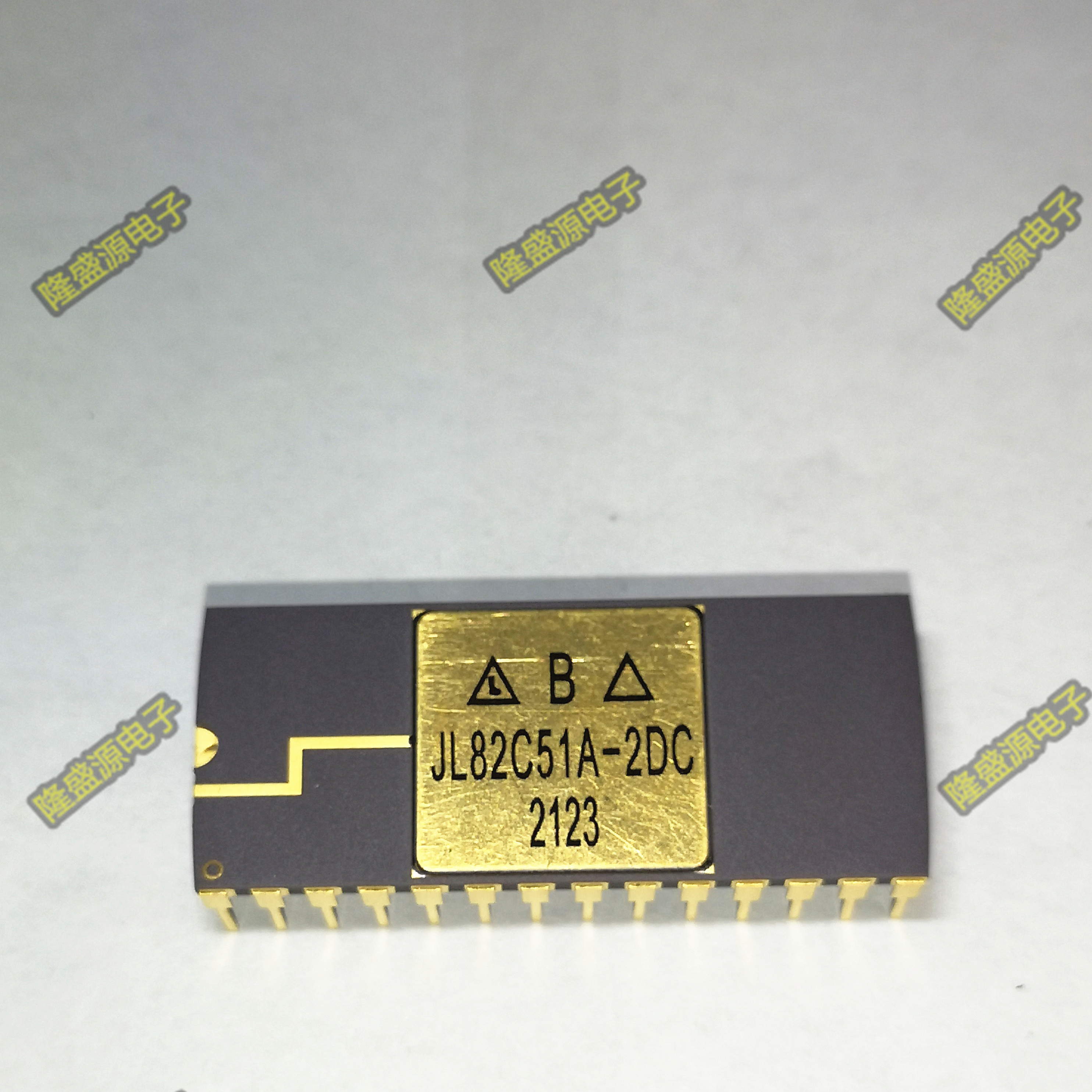 AD1674AD  JL82C51A-2DC CDIP28 P8253-5 HM6264LP-70 全新原装