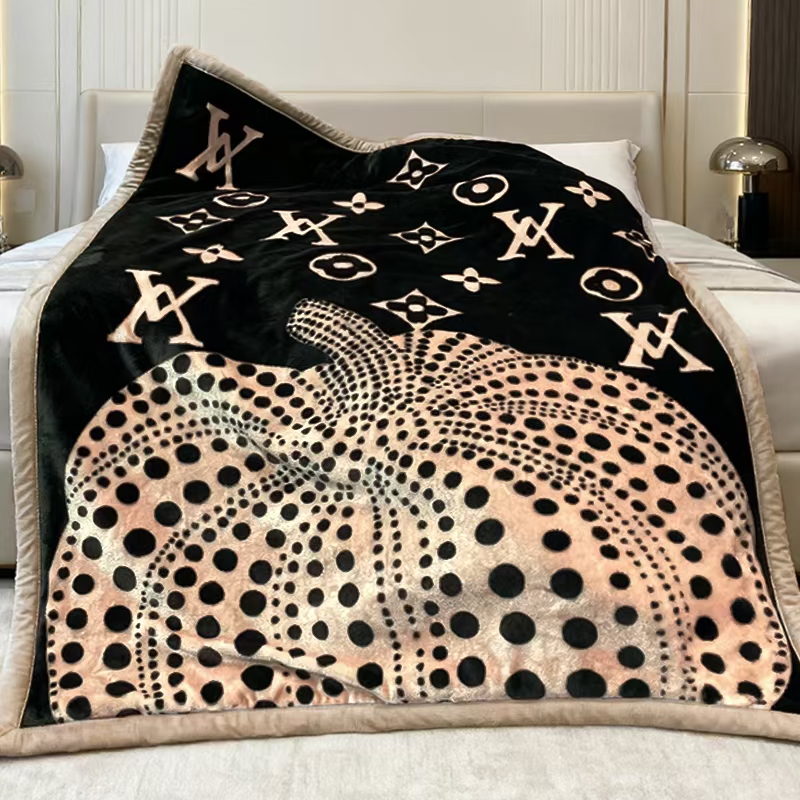 【150*200六斤】双层毛毯冬季盖毯垫毯拉舍尔毛毯单双人宿舍被子