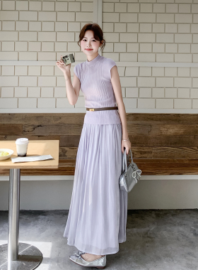 紫色法式修身显瘦气质套装女2026新款针织上衣肌理感半身裙两件套