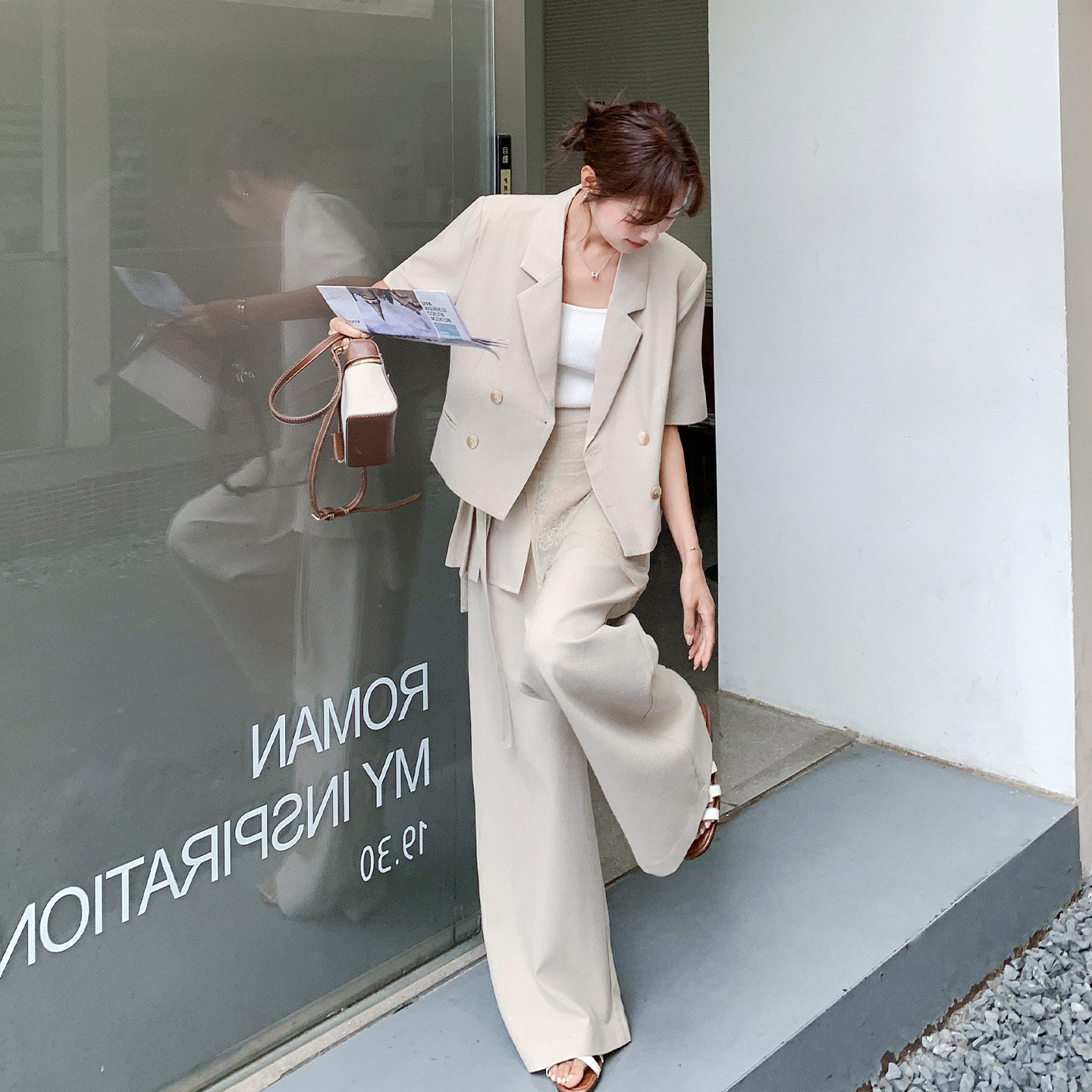 米白色通勤极简风韩式女士西装套装屁帘阔腿裤两件套2026夏季新款