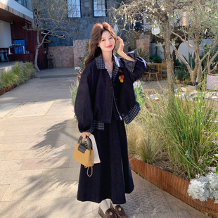 深蓝色复古格纹拼接衬衫套装裙女2026春季学院风气质半身裙两件套