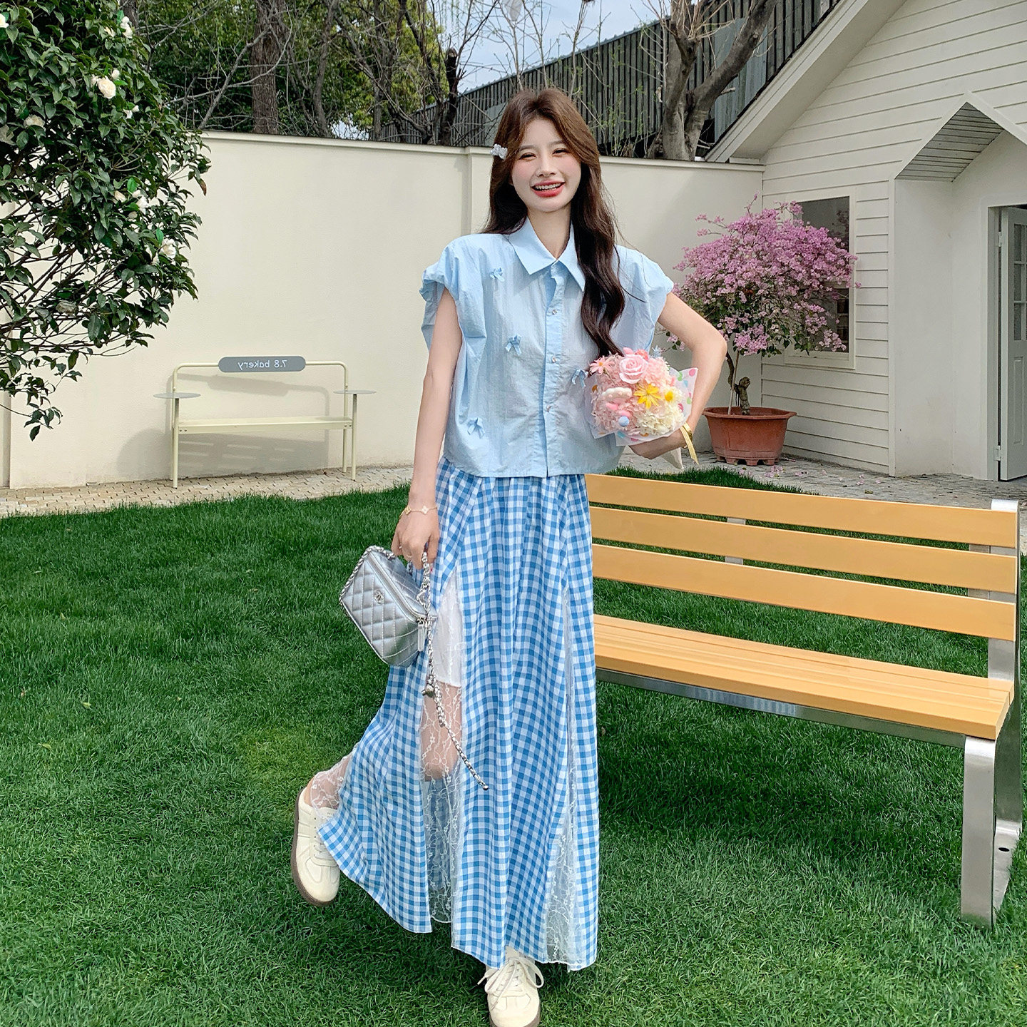 初夏少女心格纹套装2026新款立体蝴蝶结上衣蕾丝拼接半身裙两件套