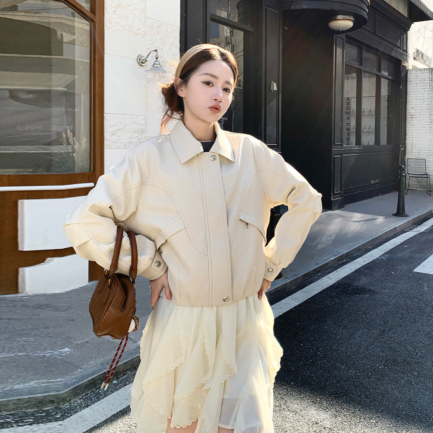 韩系风翻领PU皮衣女短款工装