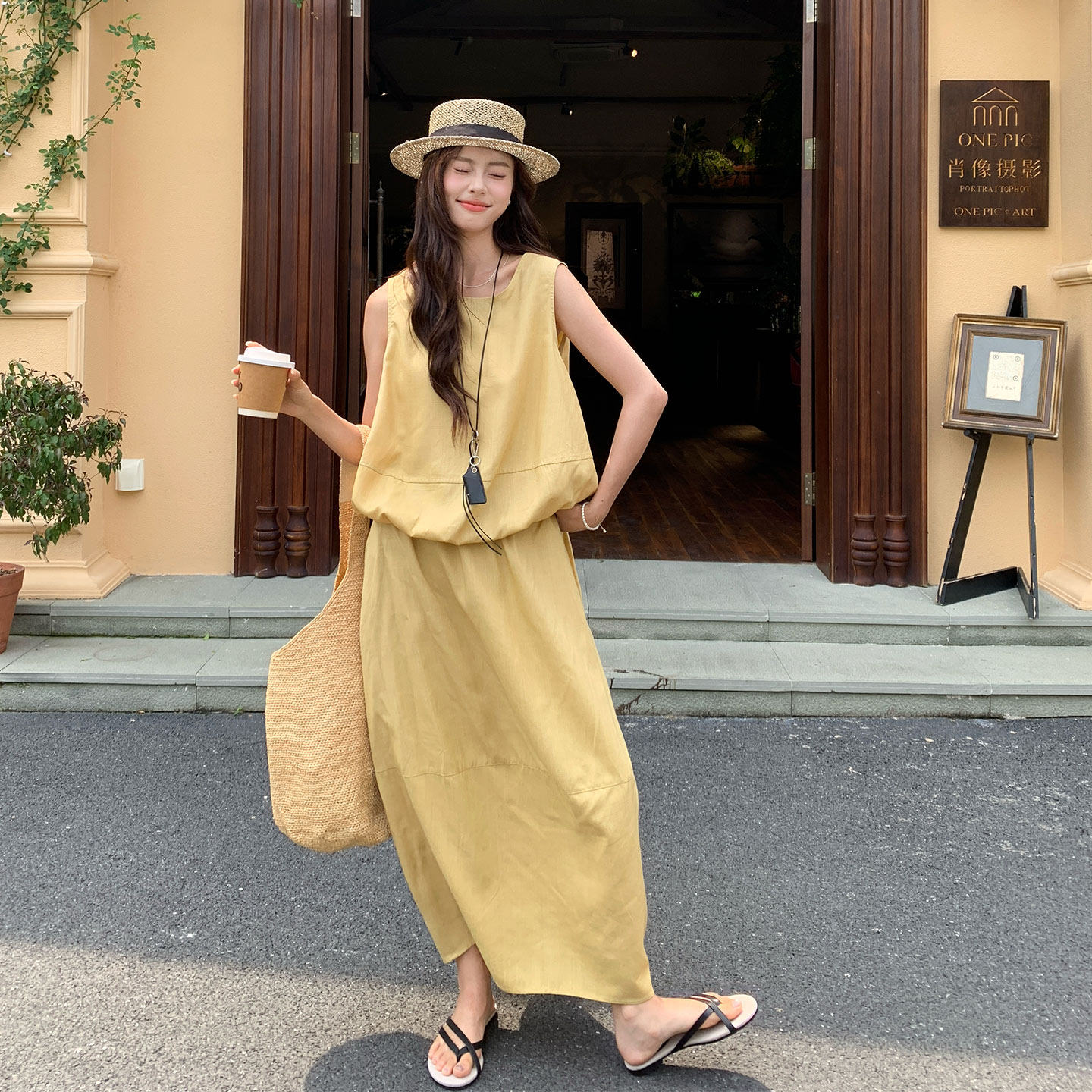 初夏法式梨形身材穿搭显瘦套装女2026新款慵懒风背心半身裙两件套