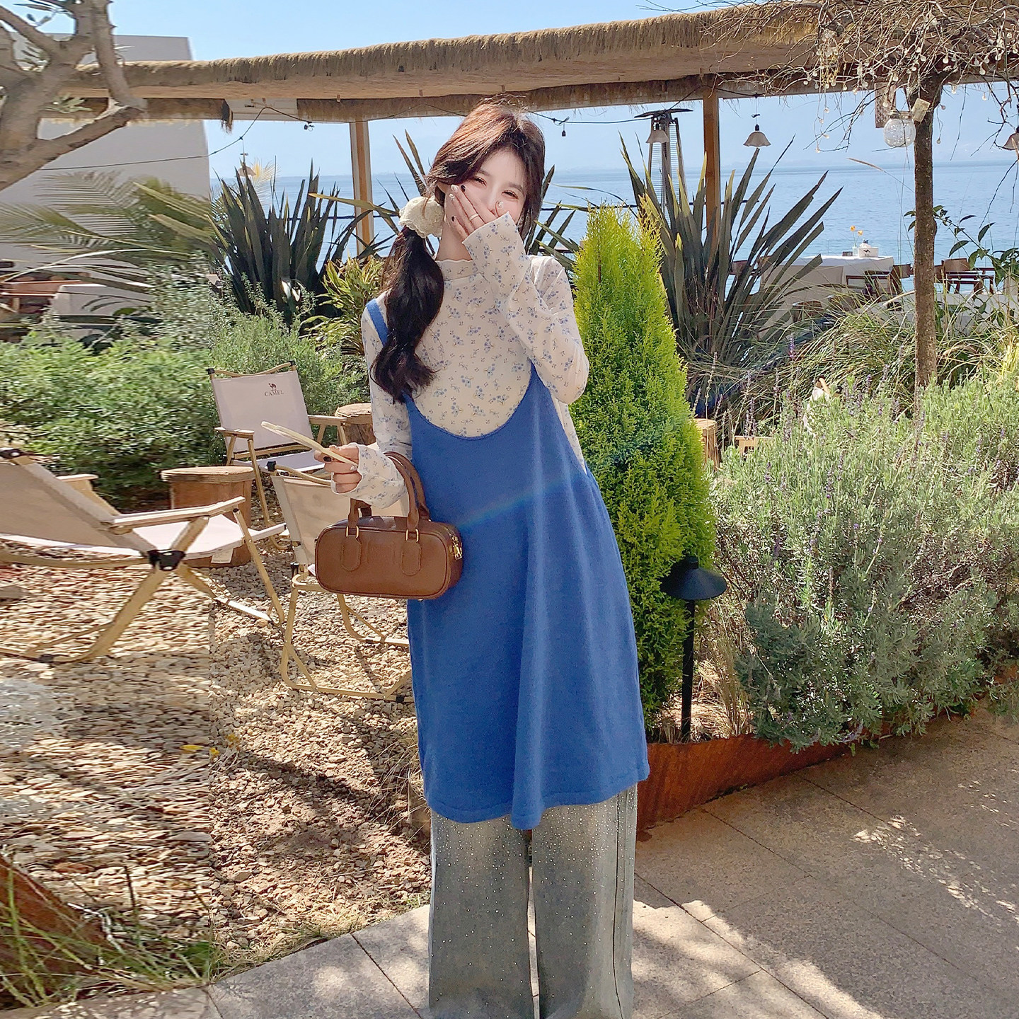 早春韩系ins风蓝色针织吊带背心裙女2026新款长袖碎花内搭两件套