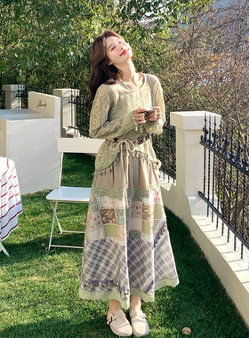 绿色法式田园风套装女2026春季新款镂空流苏罩衫印花半身裙两件套