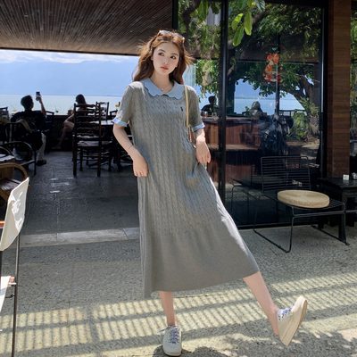 灰色韩系甜美撞色娃娃领针织连衣裙女2026夏季新款设计感休闲长裙