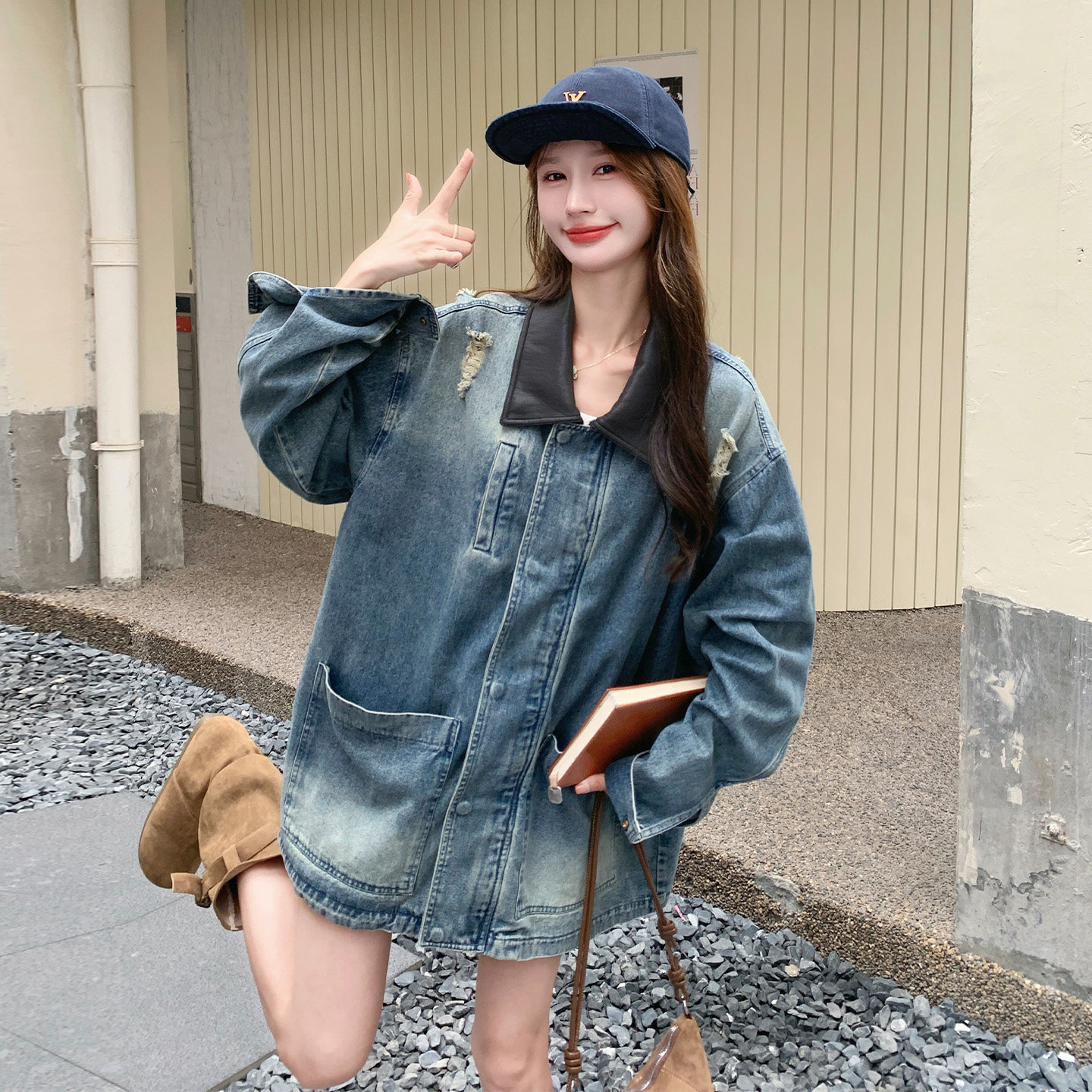 休闲牛仔外套女宽松翻领