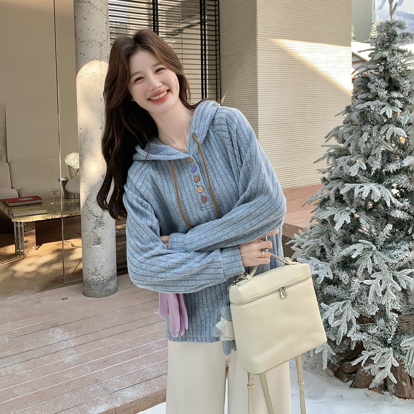 蓝色慵懒风针织连帽卫衣女短款2026春季新款韩版宽松遮肉套头上衣