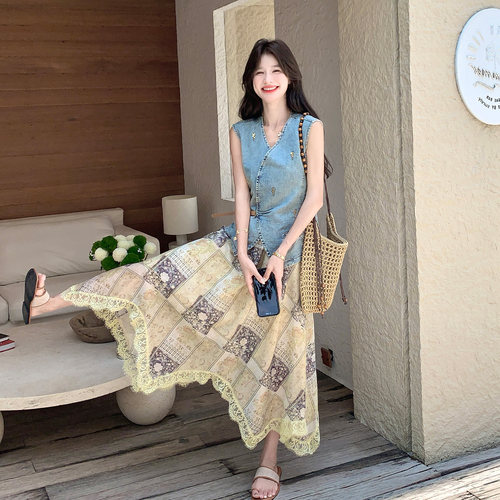 复古V领牛仔马甲碎花半身裙套装