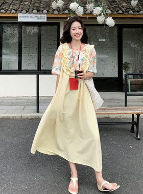 黄色俏皮减龄甜美风花边背带裙套装女夏日印花短袖两件套2026新款