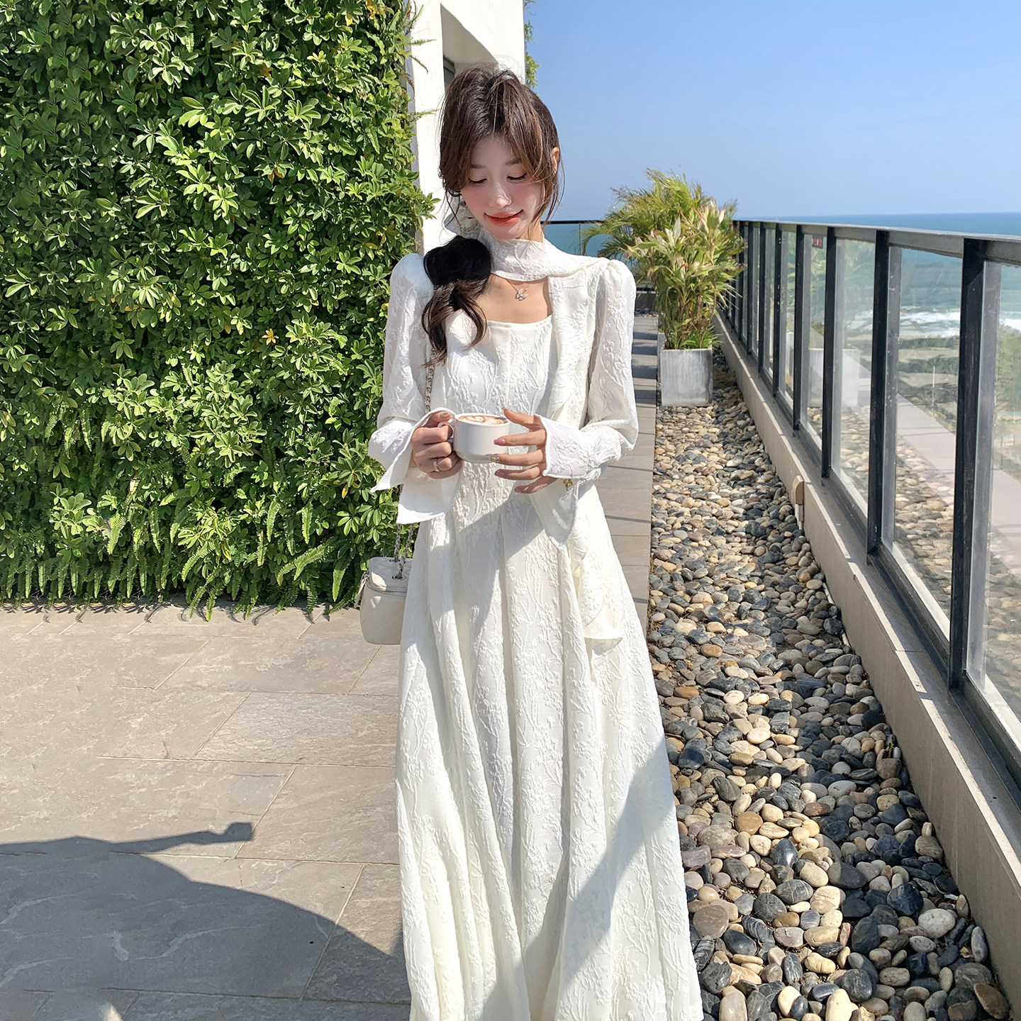 白色温柔慵懒风连衣裙女中长款2026早春新款法式浪漫提花仙女裙