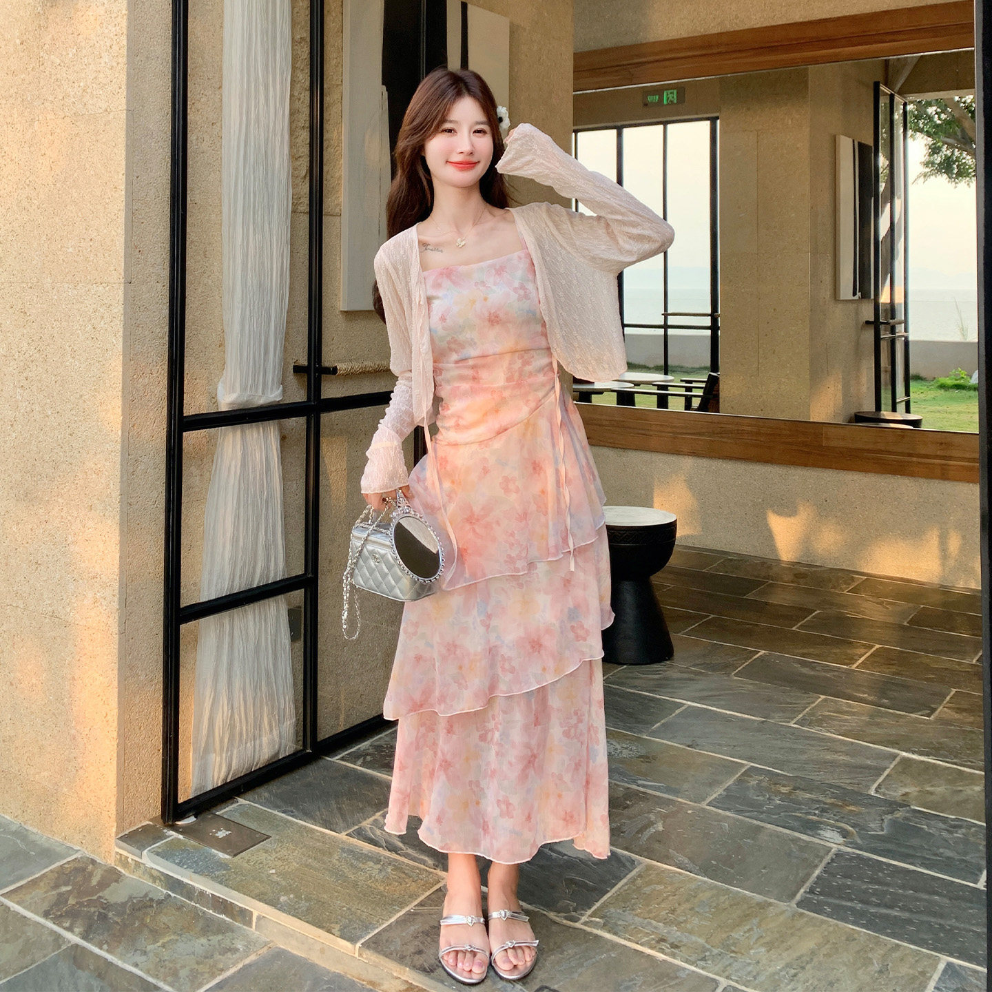 粉色甜美优雅风碎花吊带连衣裙套装女2026新款夏日针织开衫两件套