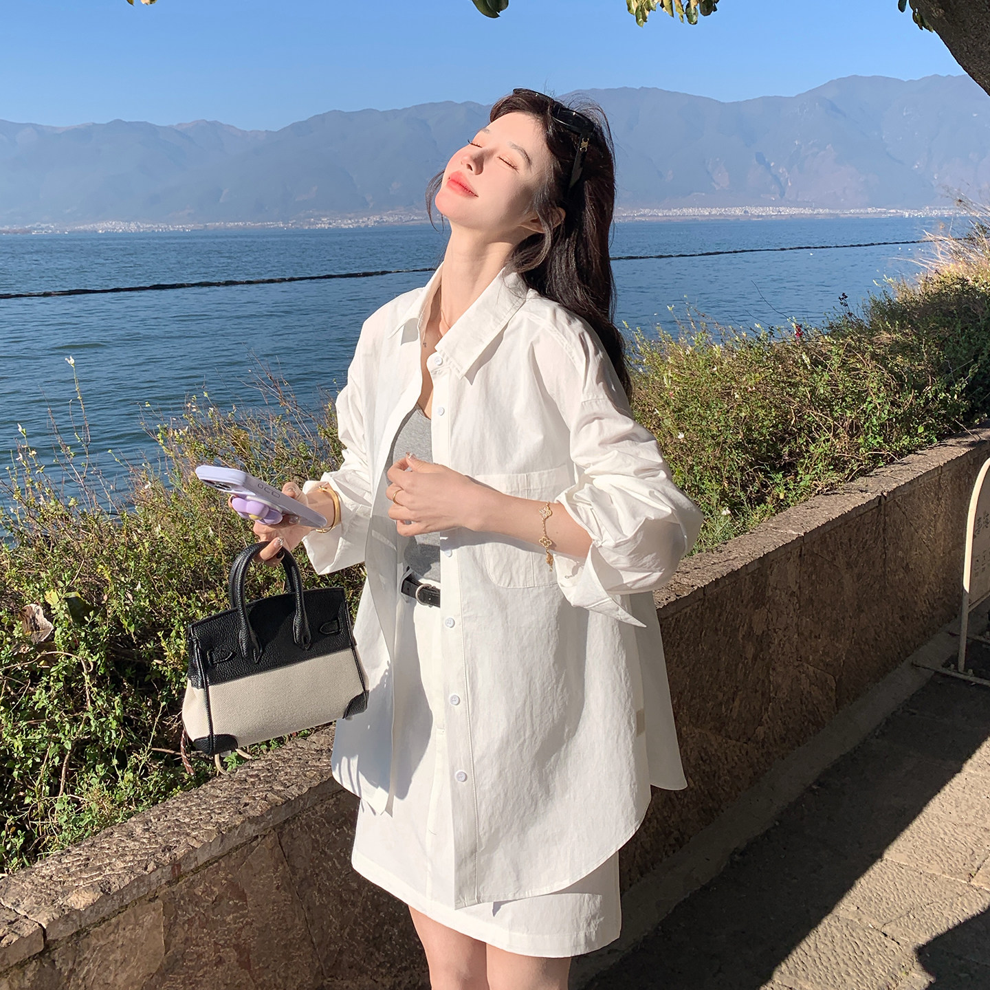 白色法式巨好看长袖衬衫套装裙女2026春季简约休闲背心短裙三件套