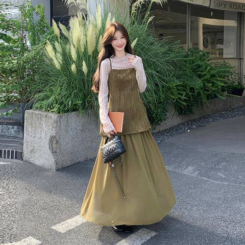 森系松弛感复古三件套女秋日吊带背带薄透内搭半身裙套装2026新款