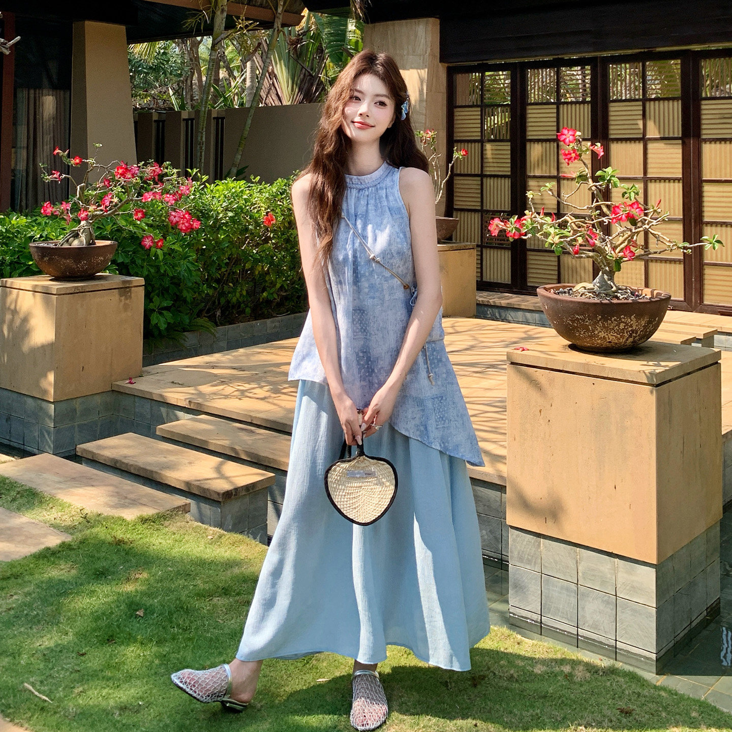 夏日沙滩海岛度假风绝美连衣裙女2026新款法式高级感假两件印花裙