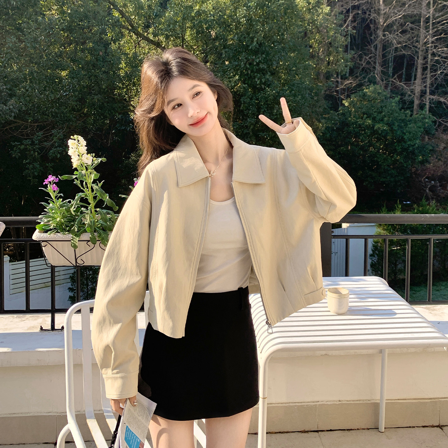 米白色韩系休闲百搭翻领短外套女2026春季小个子气质减龄夹克上衣