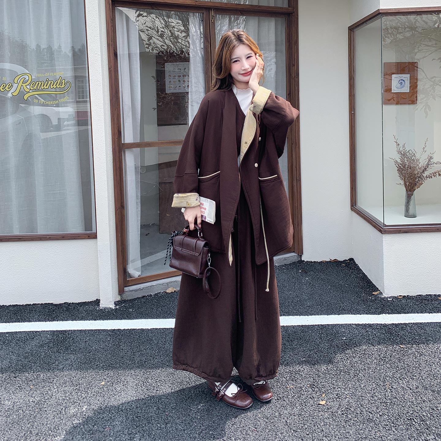 新中式小众不撞款穿搭女2026国风设计感两面穿上衣阔腿裤两件套