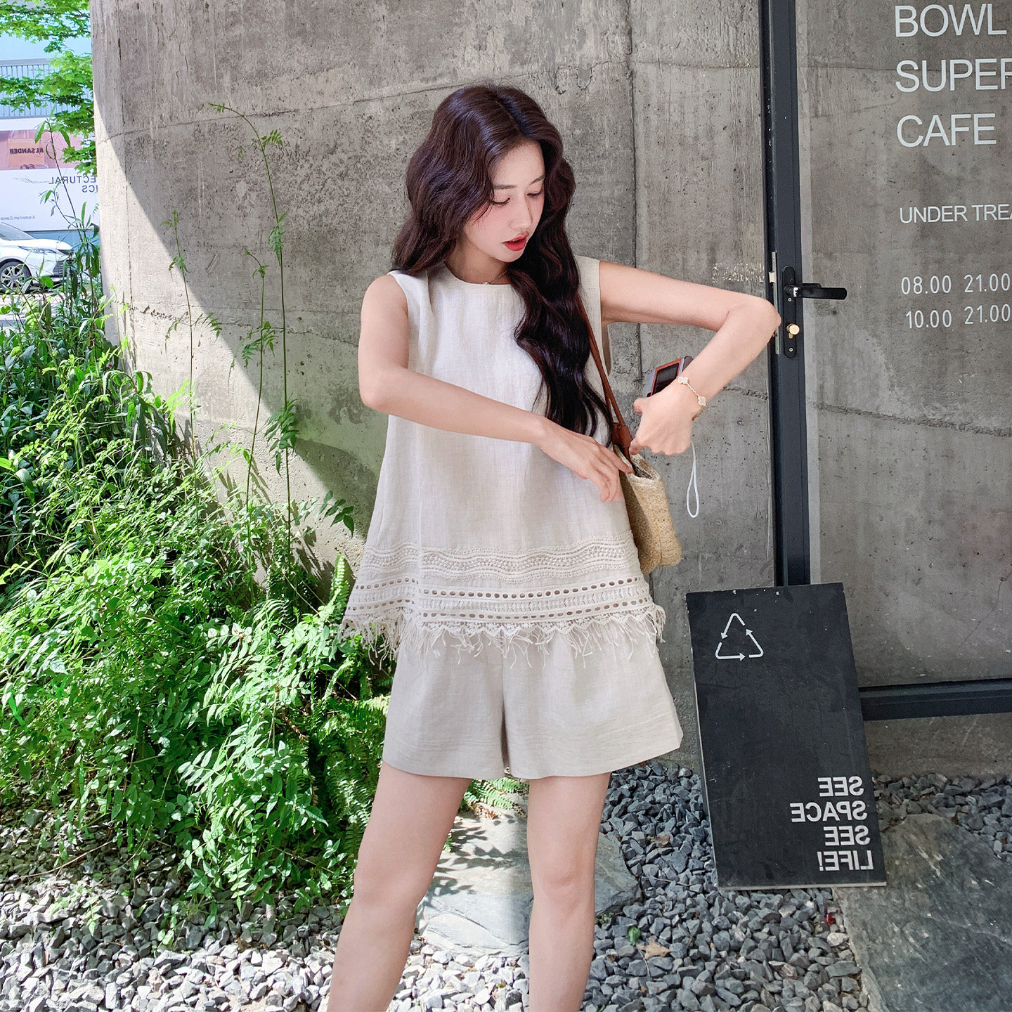 初夏小个子轻奢高级感减龄套装女2026新款流苏镂空上衣短裤两件套