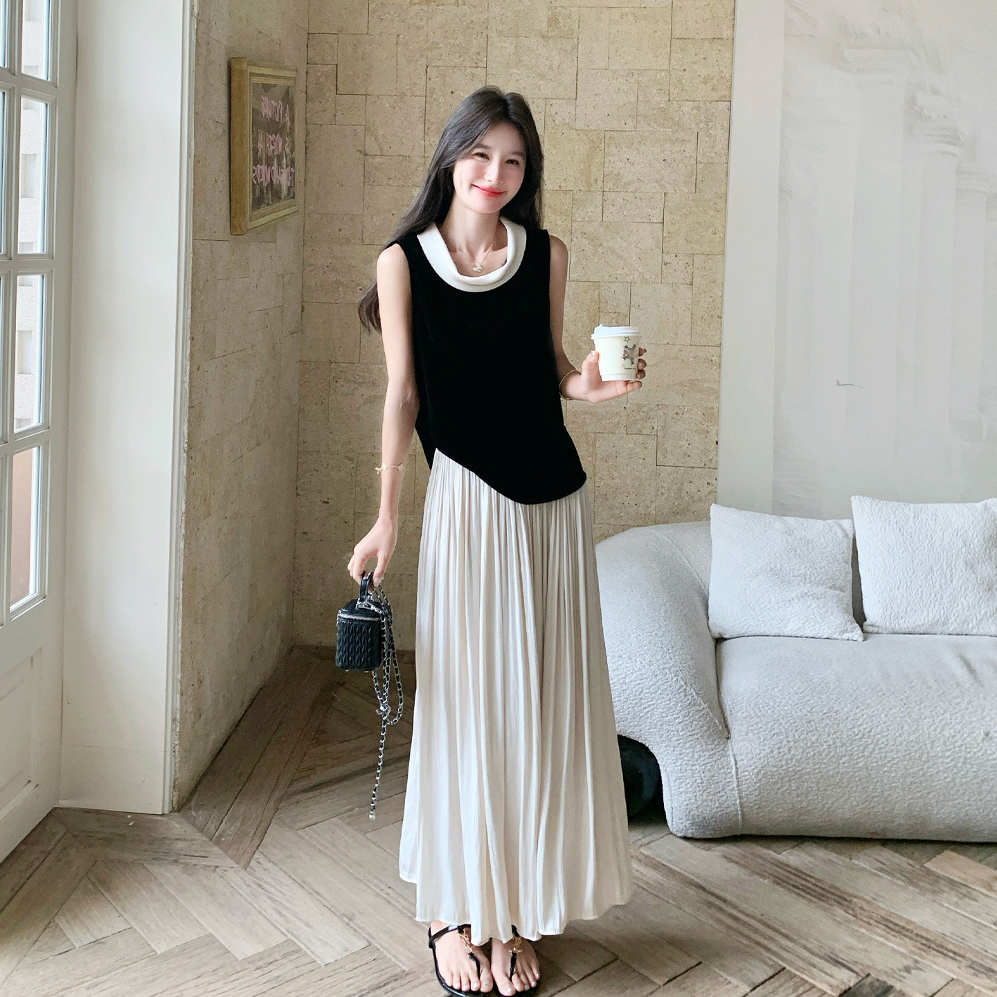 法式轻奢赫本风优雅气质套装女2026新款撞色背心压褶半身裙两件套
