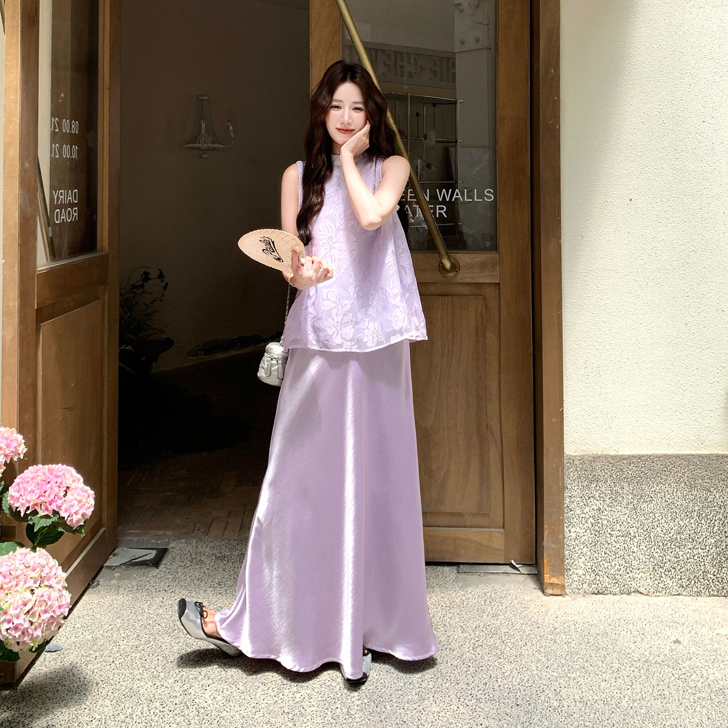 绝美轻奢高级感缎面吊带裙套装女2026新款夏日国风提花马甲两件套