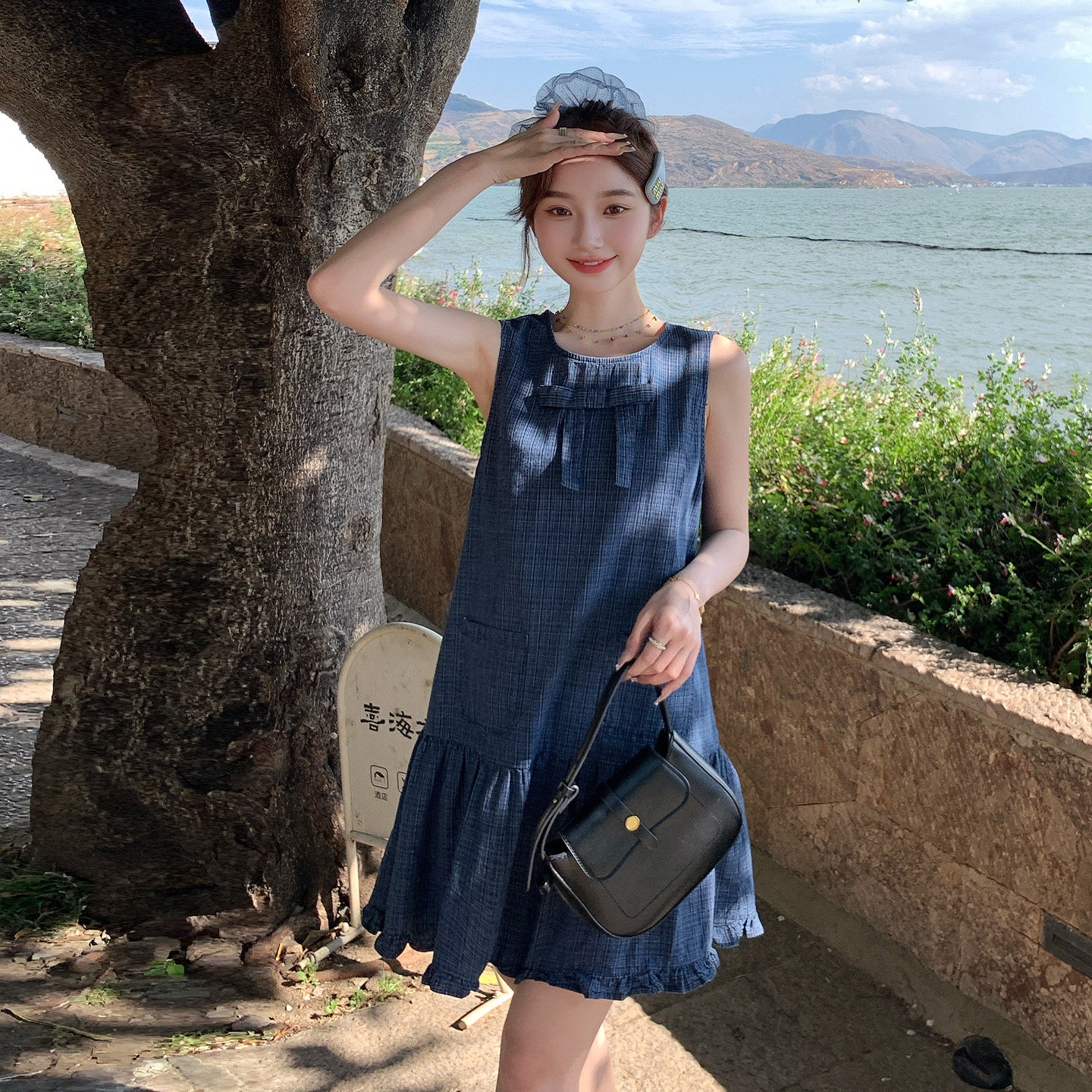 深蓝色甜酷减龄小个子连衣裙夏日韩版甜美气质格纹牛仔背心裙2026