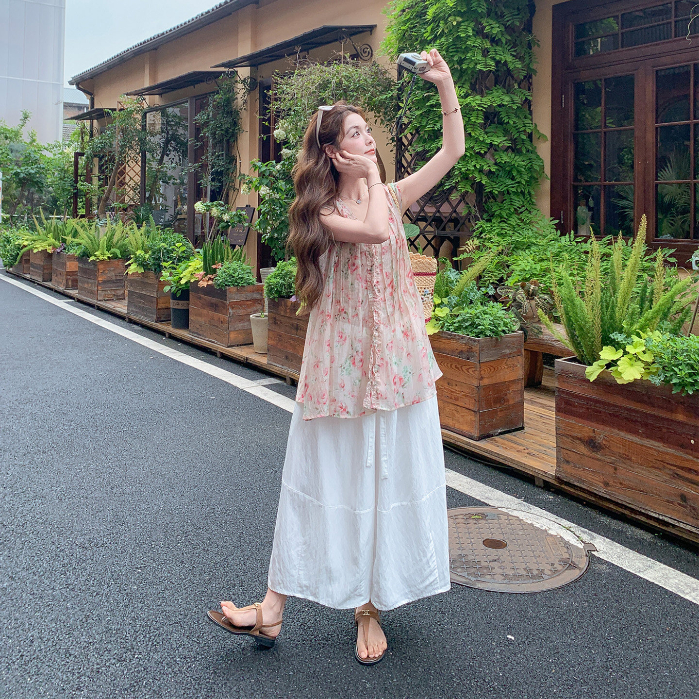 法式碎花V领阔腿裤两件套显瘦