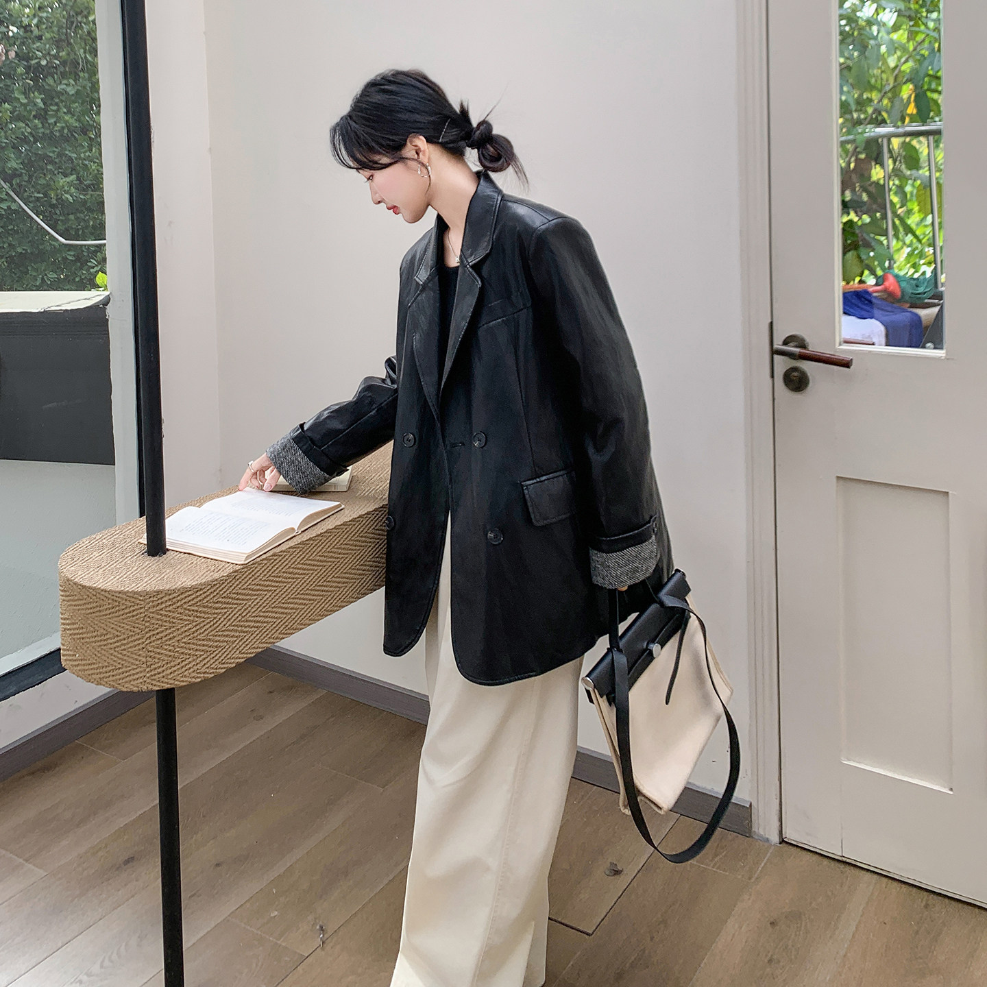 黑色炸街时尚皮衣外套女小个子2026春季新款韩版今年流行PU皮西服