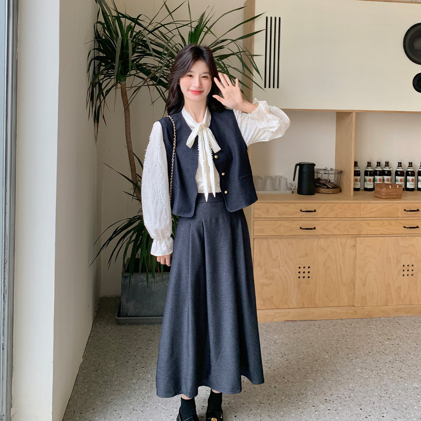 秋季韩系学院风马甲衬衫半裙