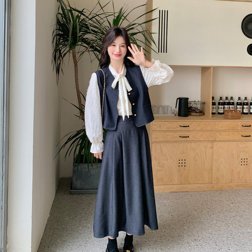 秋季韩系学院风马甲衬衫半裙