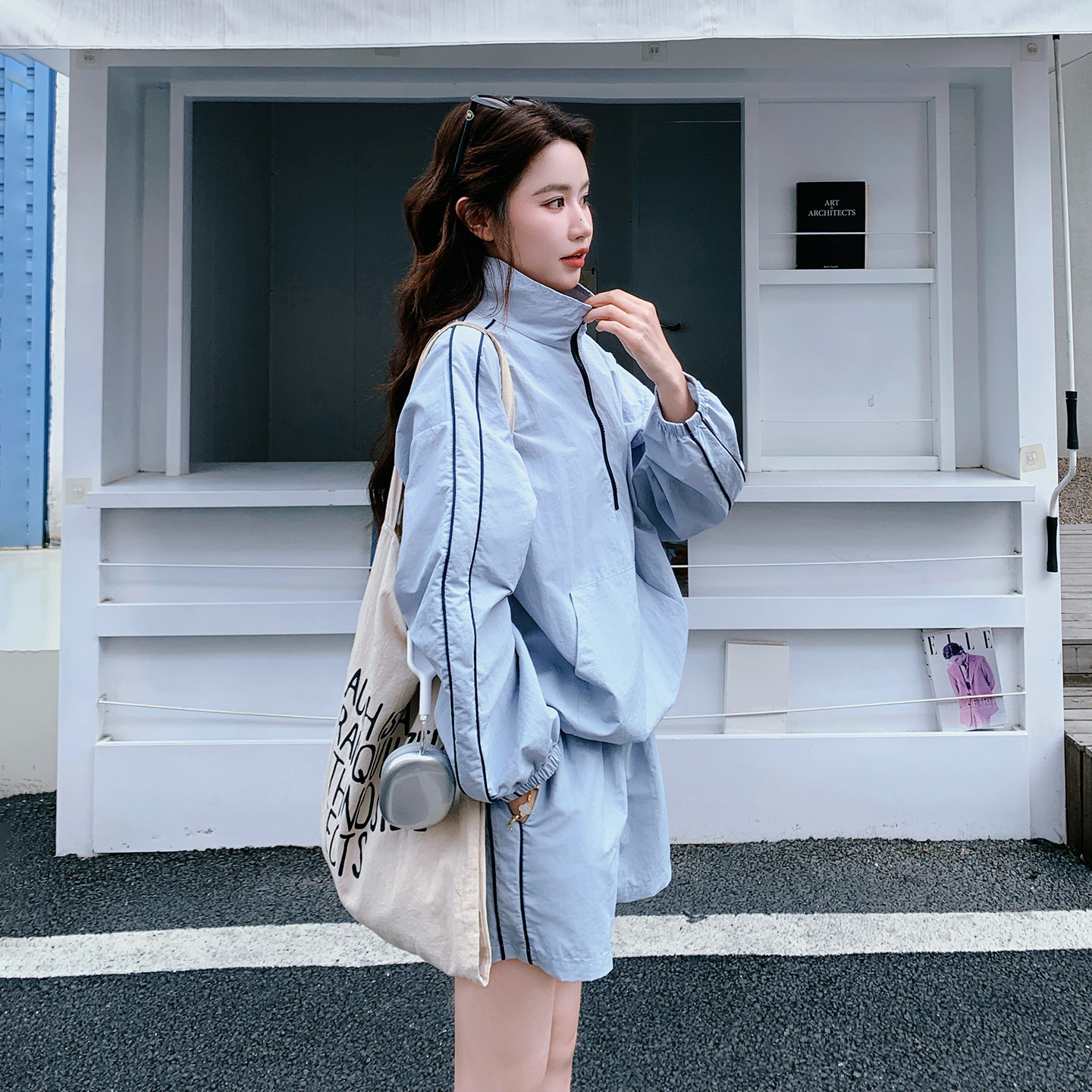 夏季小个子穿搭休闲套装女2026新款时尚设计感长袖上衣短裤两件套