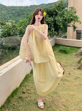 黄色明媚元气少女感度假穿搭2026新款花边无袖上衣半身裙两件套夏