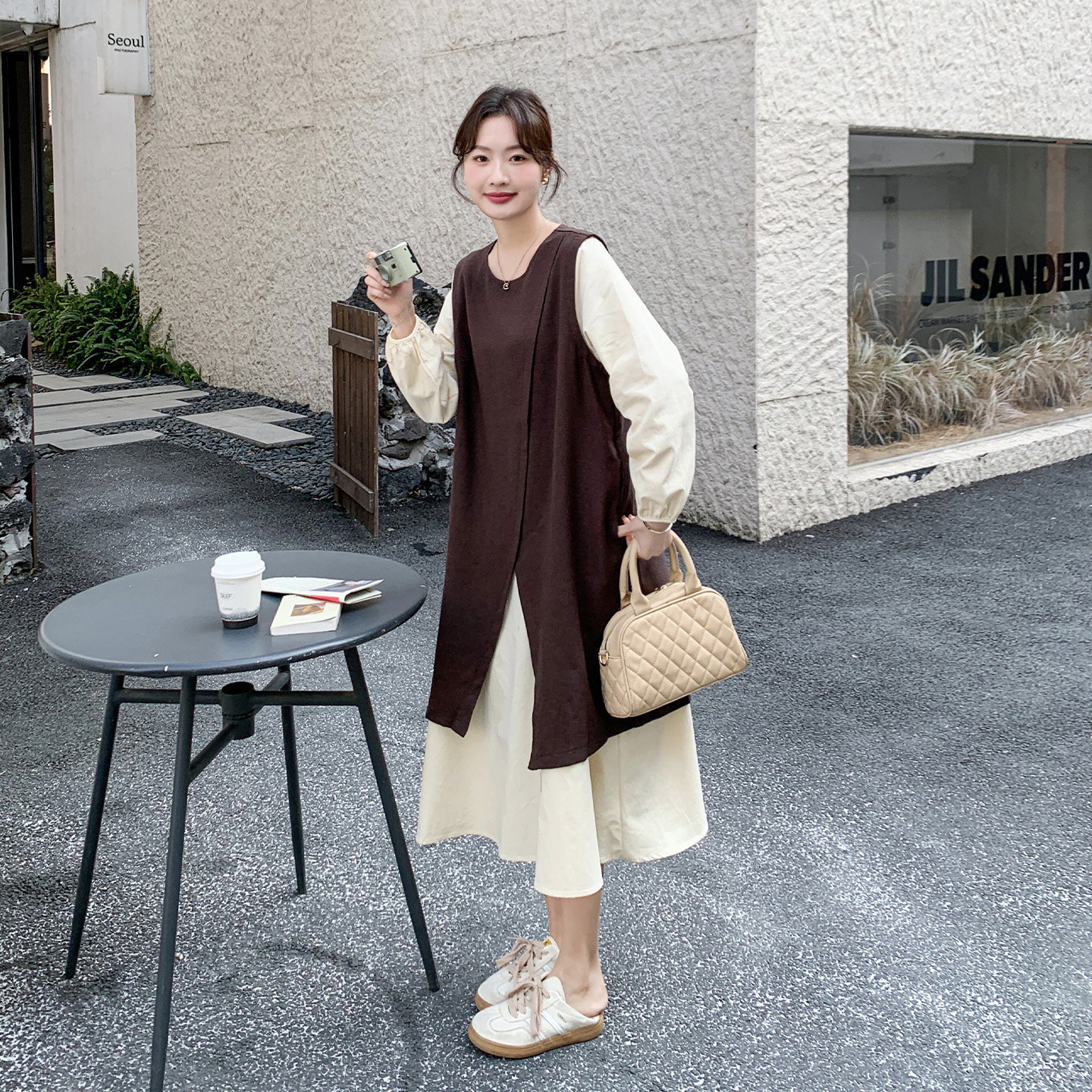 韩系穿搭松弛感慵懒风撞色假两件连衣裙女2026春新款休闲气质长裙