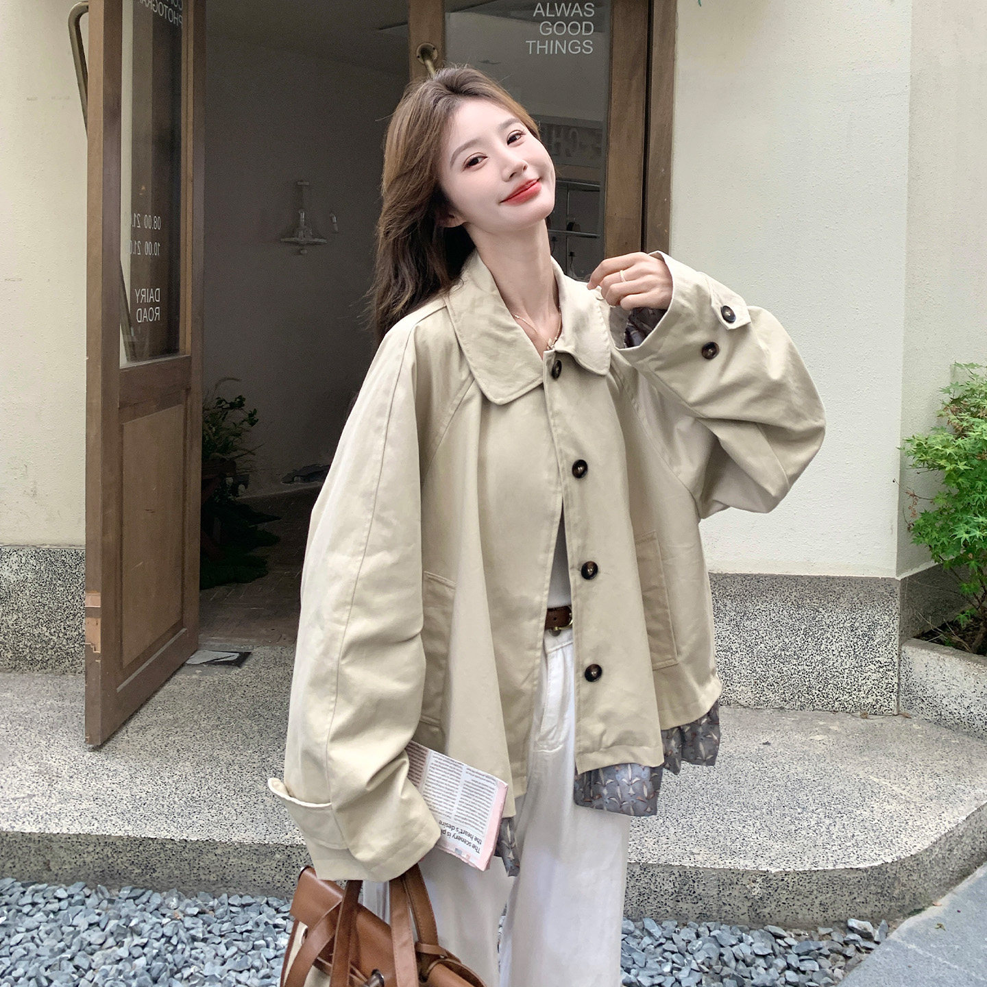 英伦卡其短款立领风衣女秋