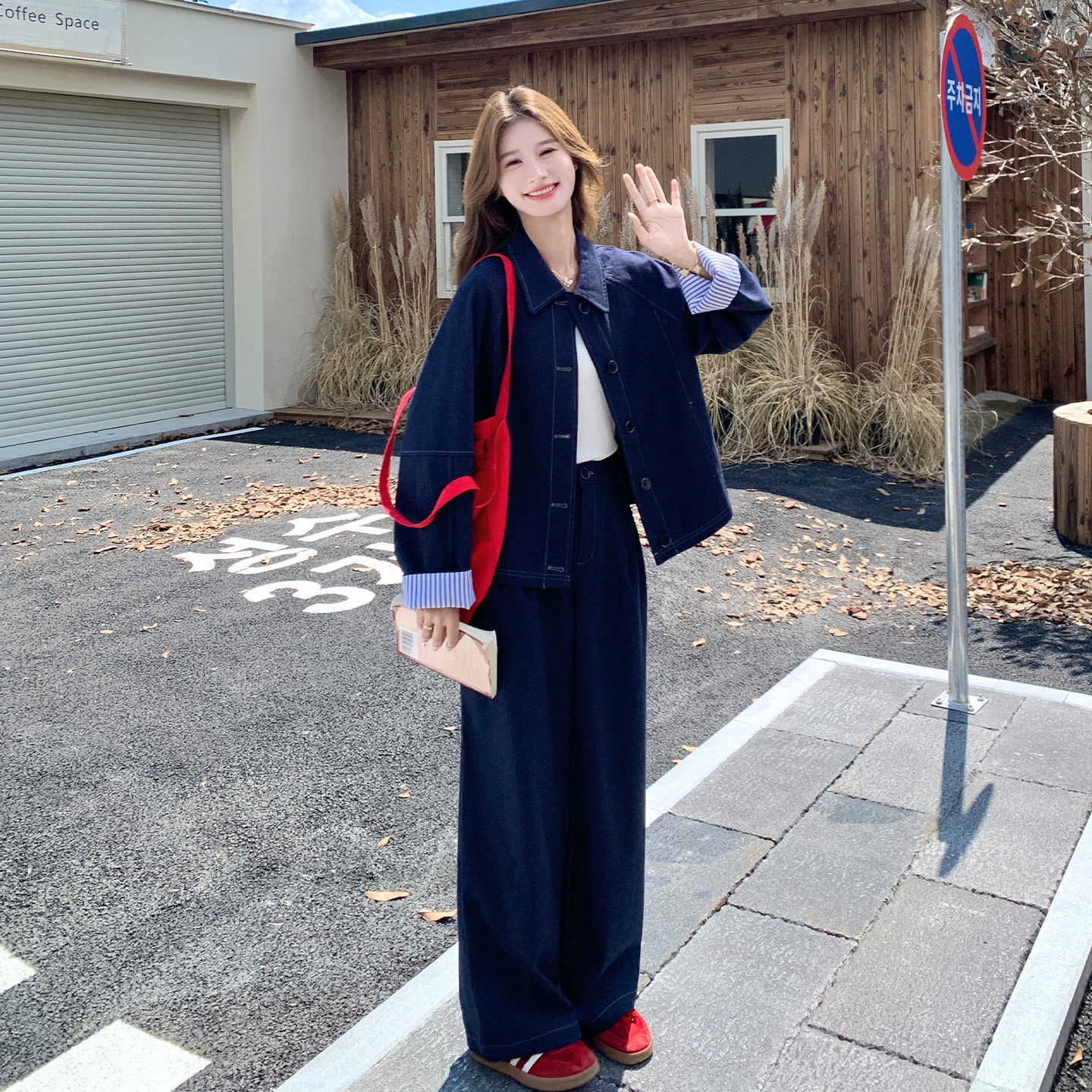 春秋女慵懒翻领开衫阔腿裤两件套