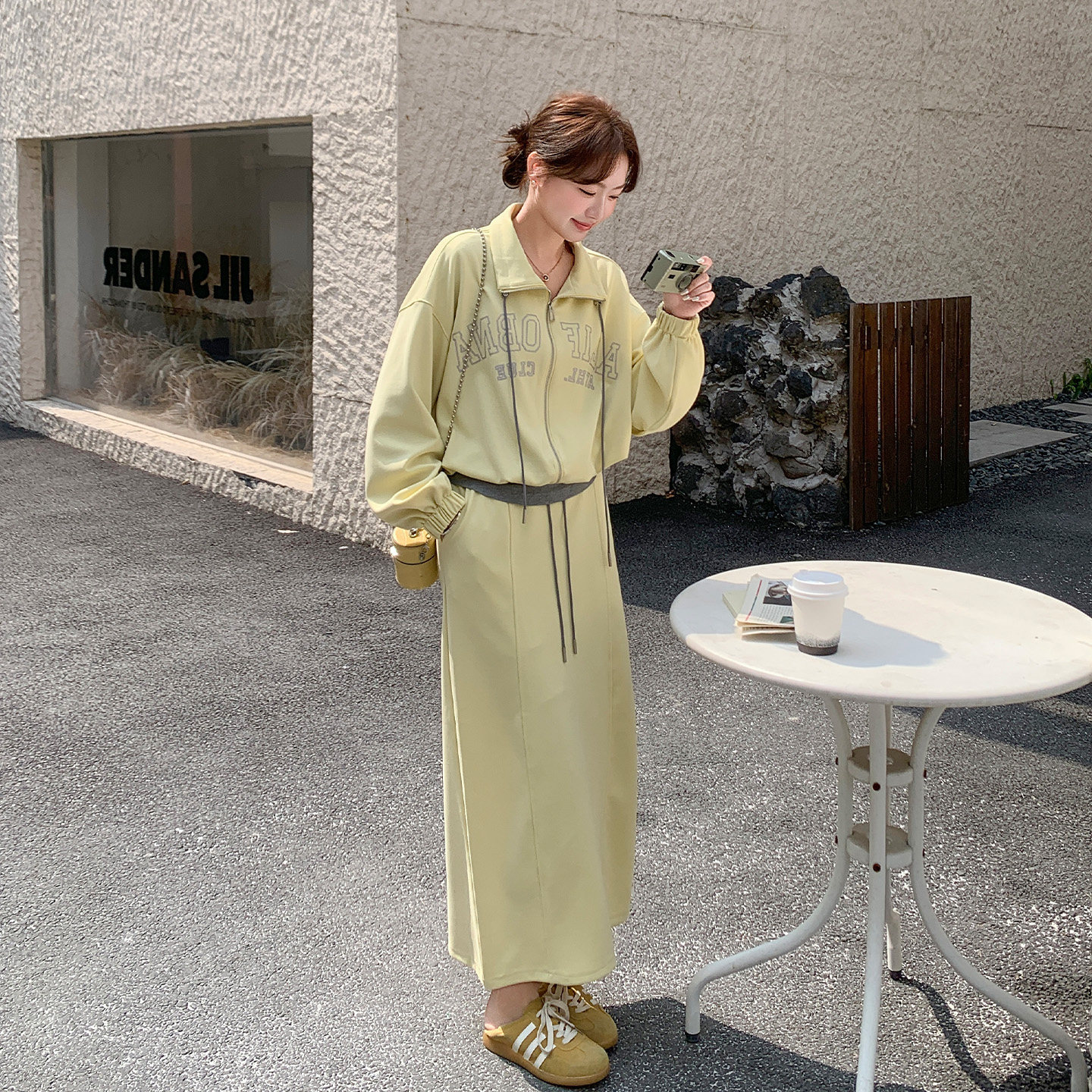 黄色韩系运动风套装女2026春季新款撞色字母立领卫衣半身裙两件套