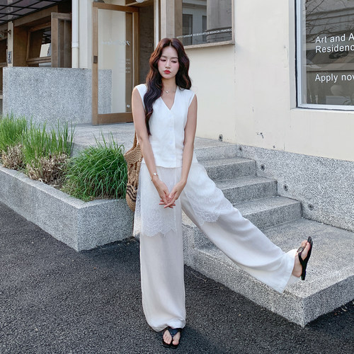 老钱风V领马甲阔腿裤两件套女
