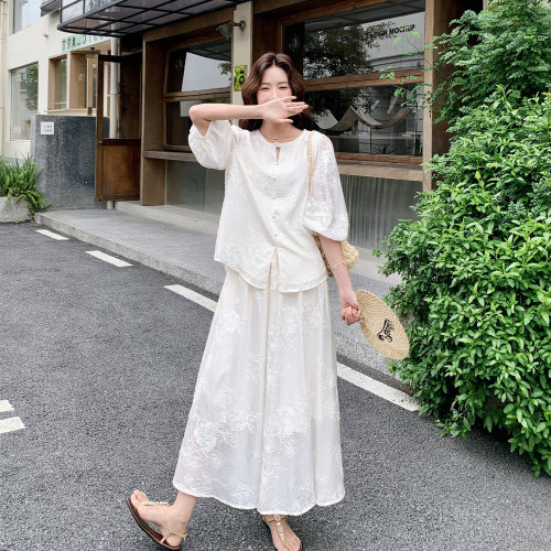 白色新中式重工刺绣套装女夏